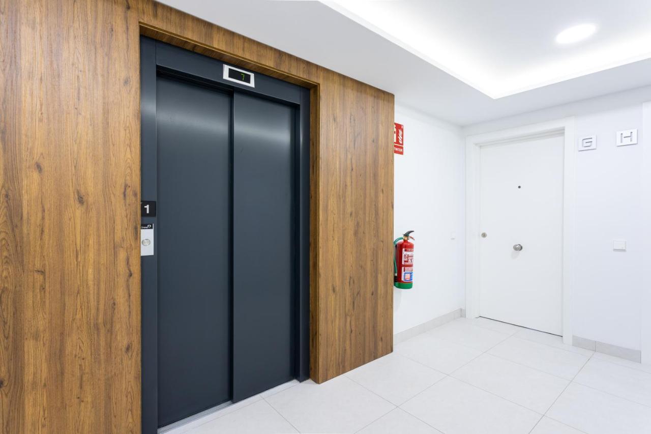 Blue Infinity Luxury Apartment By Ghr Rentals Estepona Exteriör bild