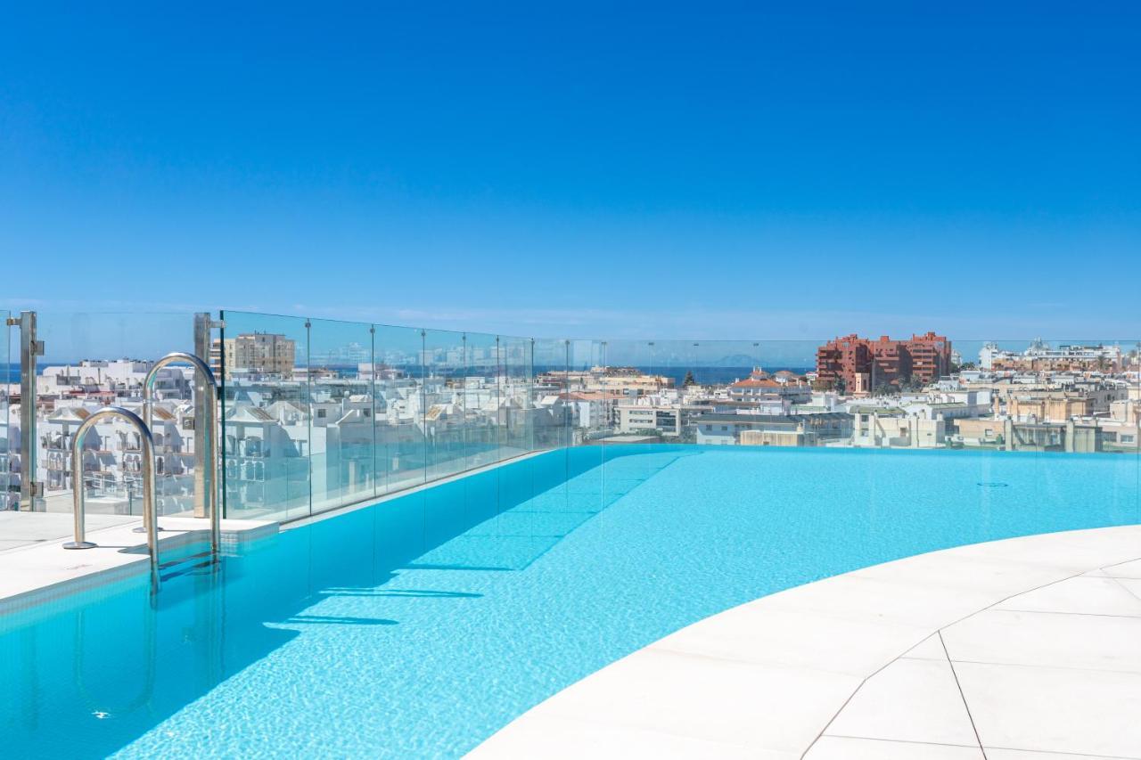 Blue Infinity Luxury Apartment By Ghr Rentals Estepona Exteriör bild