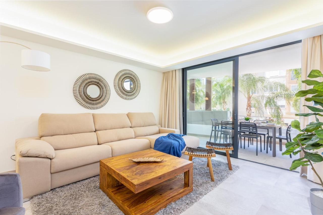 Blue Infinity Luxury Apartment By Ghr Rentals Estepona Exteriör bild
