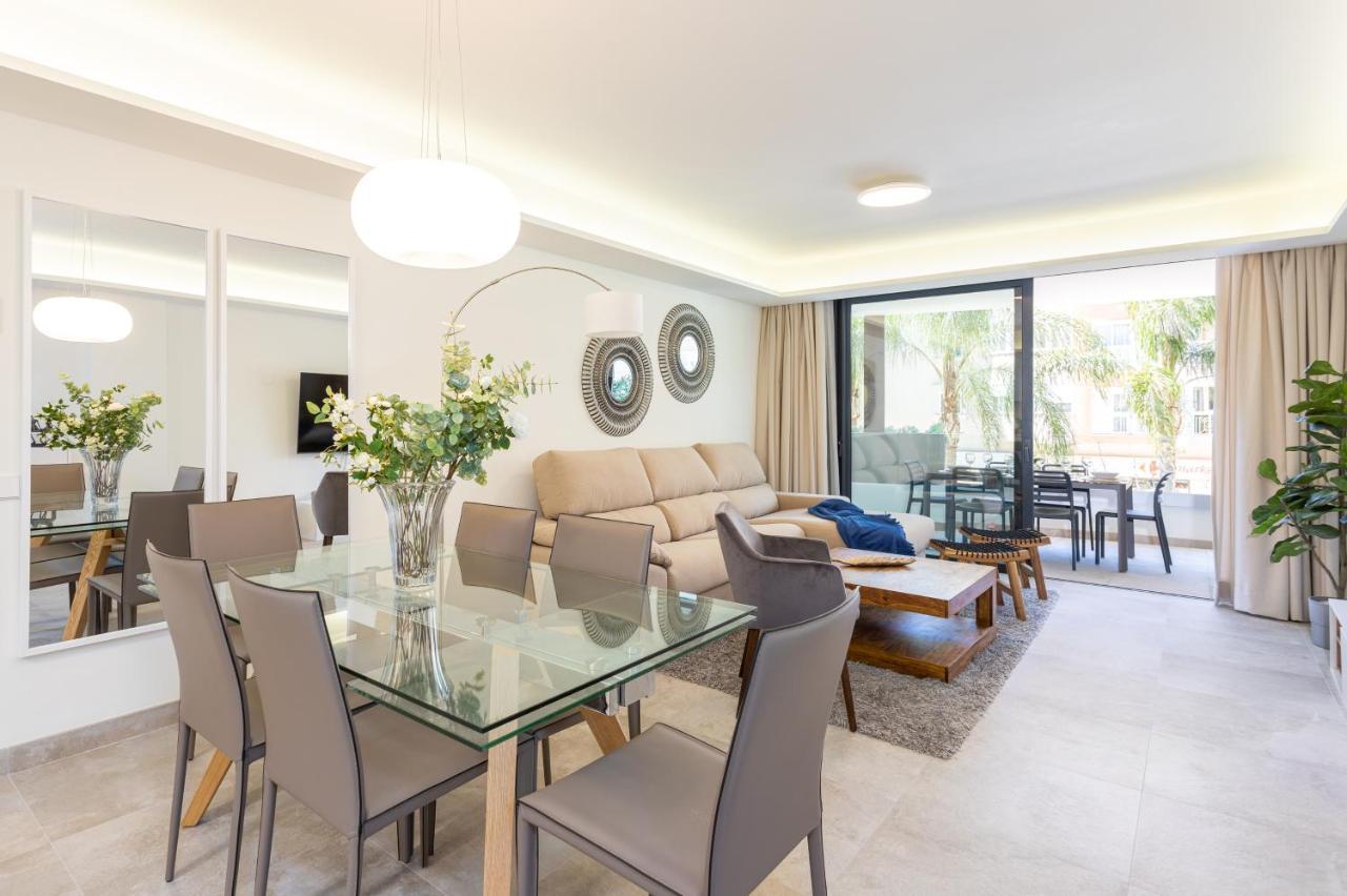 Blue Infinity Luxury Apartment By Ghr Rentals Estepona Exteriör bild