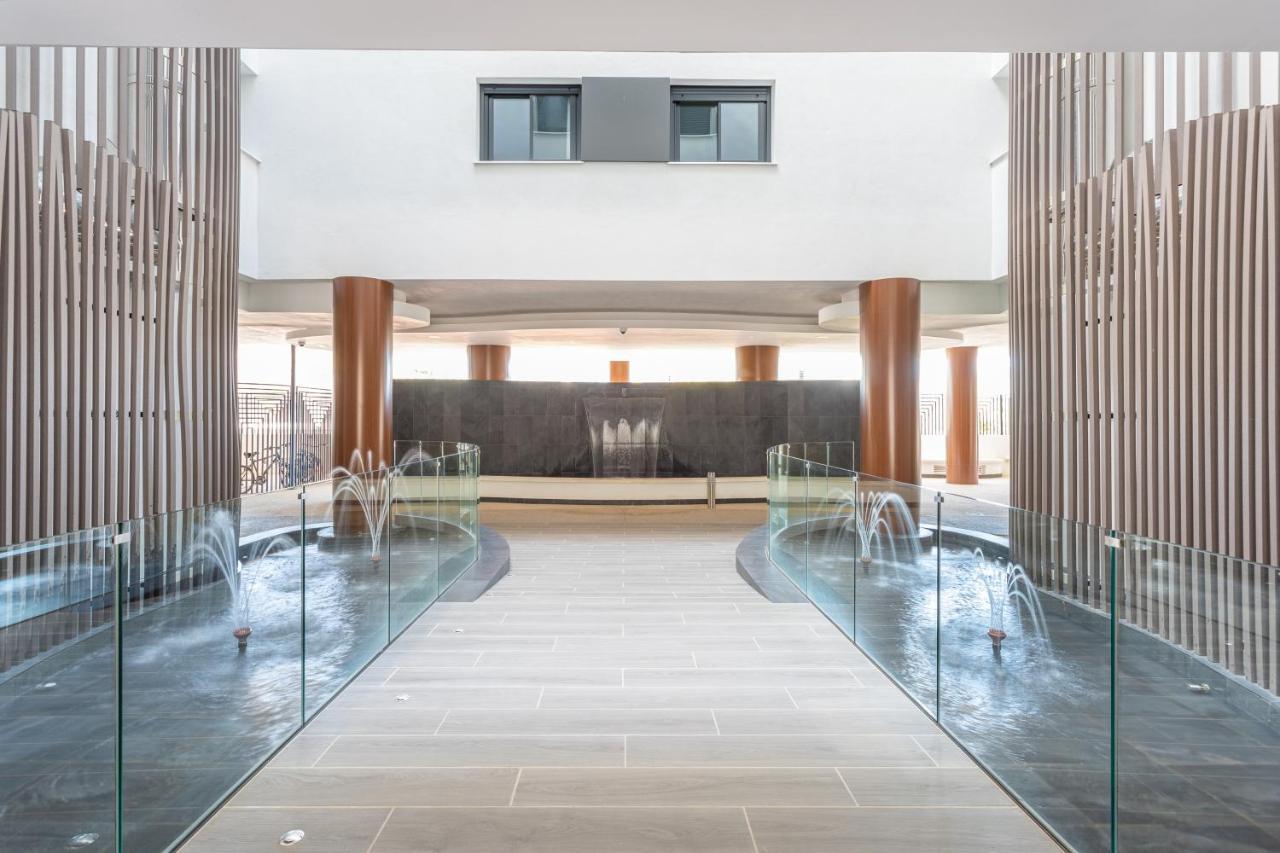 Blue Infinity Luxury Apartment By Ghr Rentals Estepona Exteriör bild